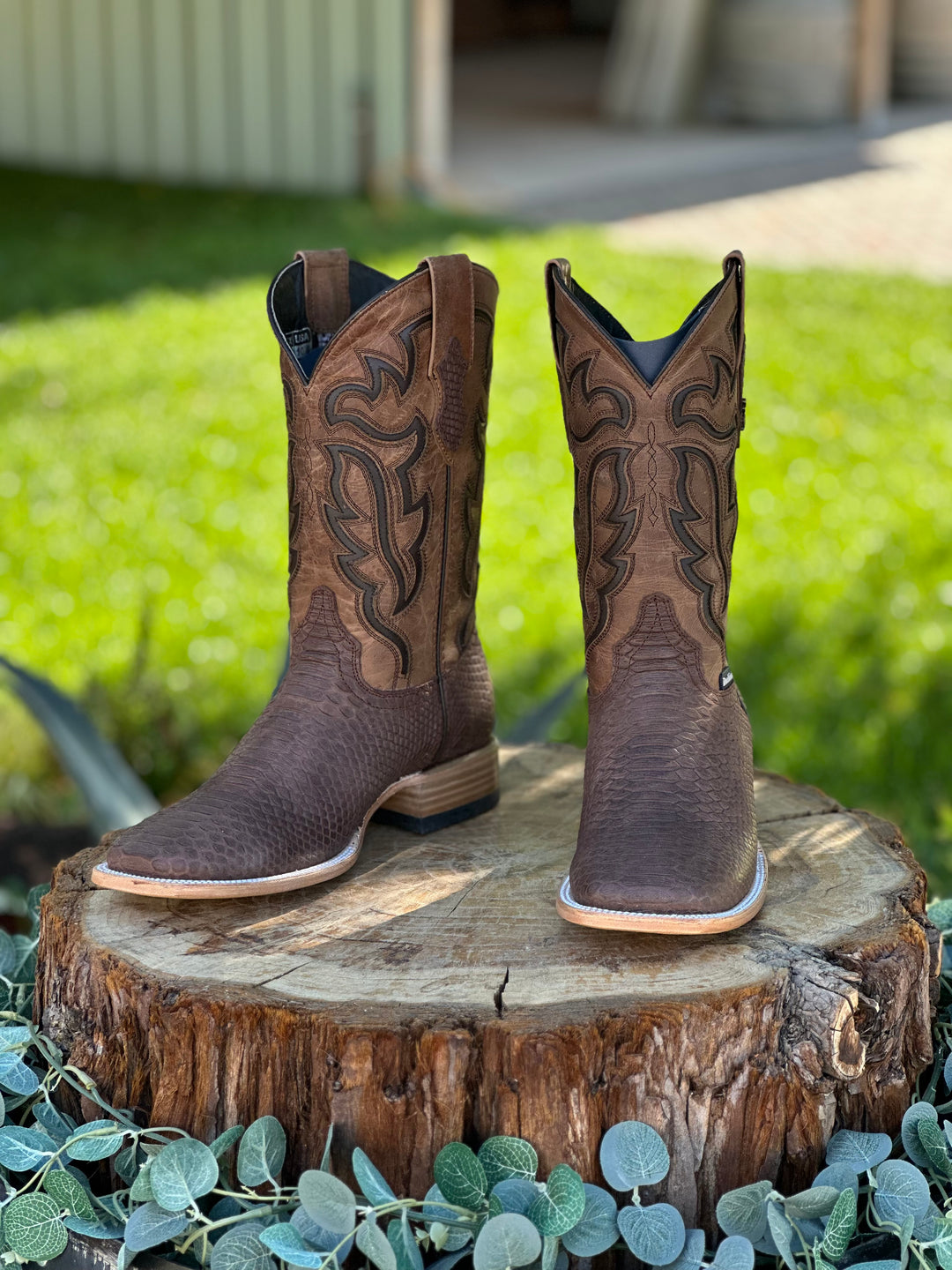 PYTHON BROWN SQUARE TOE BOOT