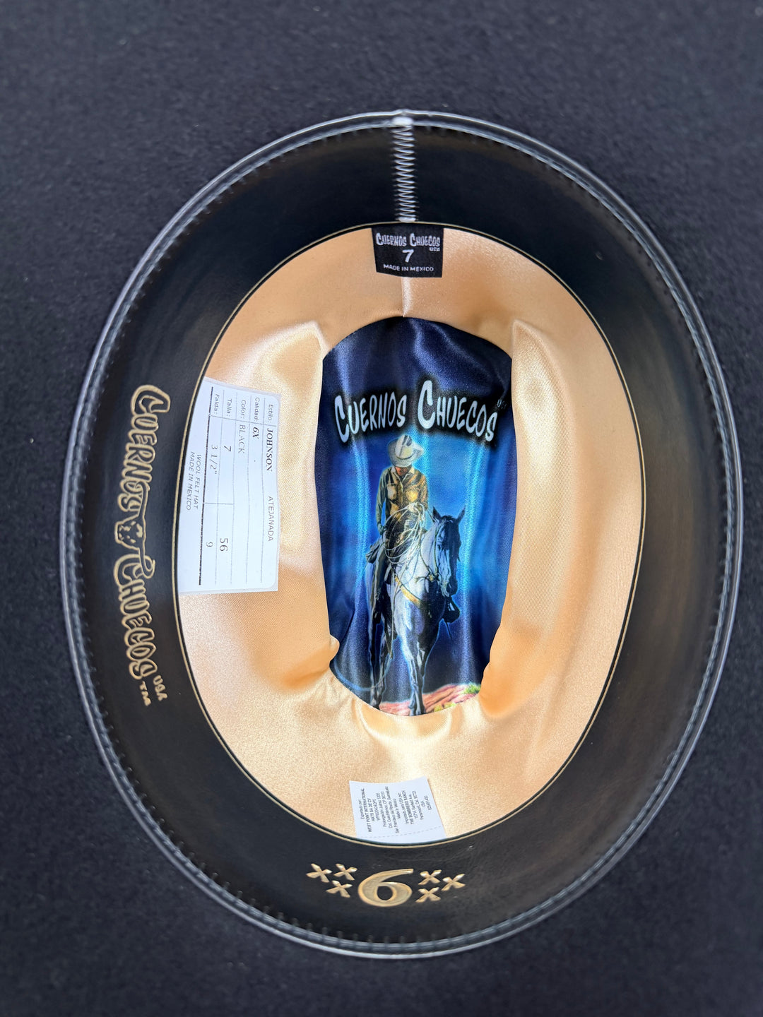 Cuernos Chuecos 6X Classic Black