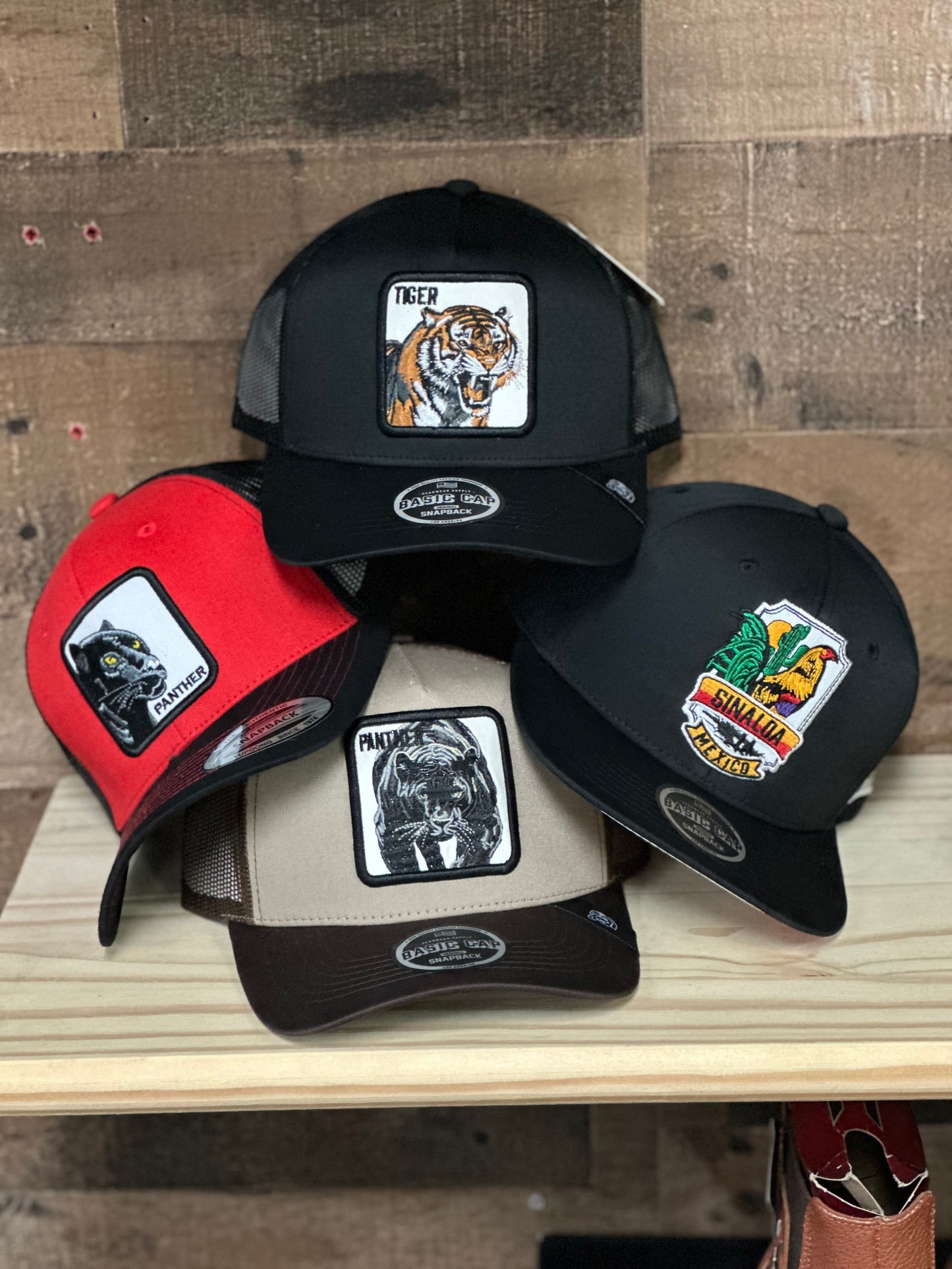 BASIC CAPS