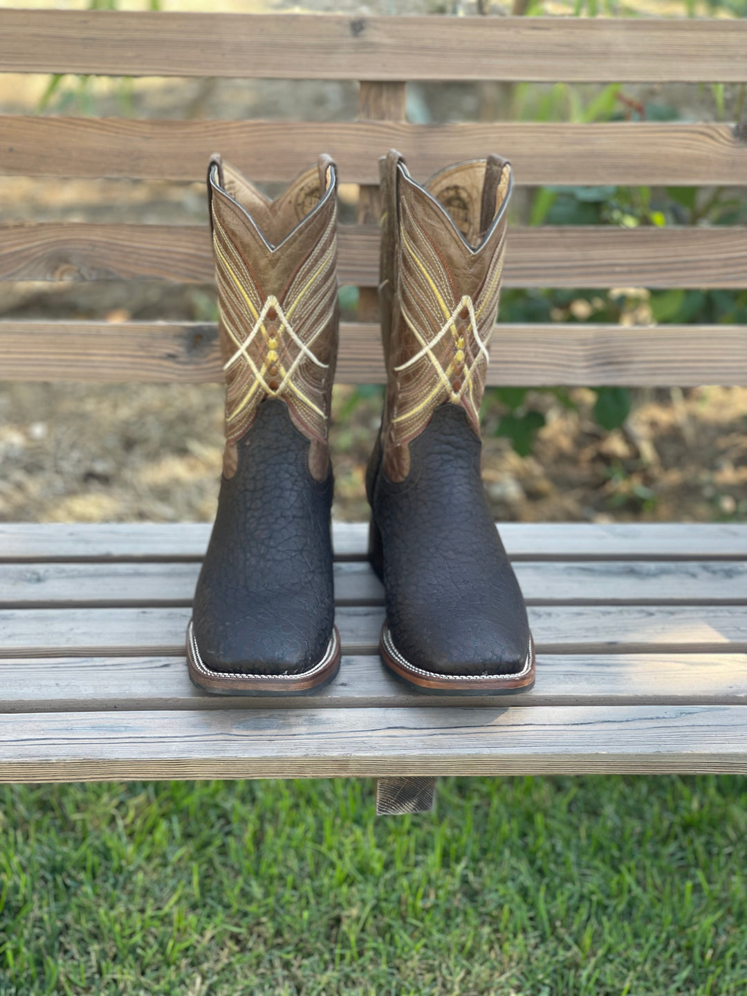 Bullneck Boots w/rubber soles